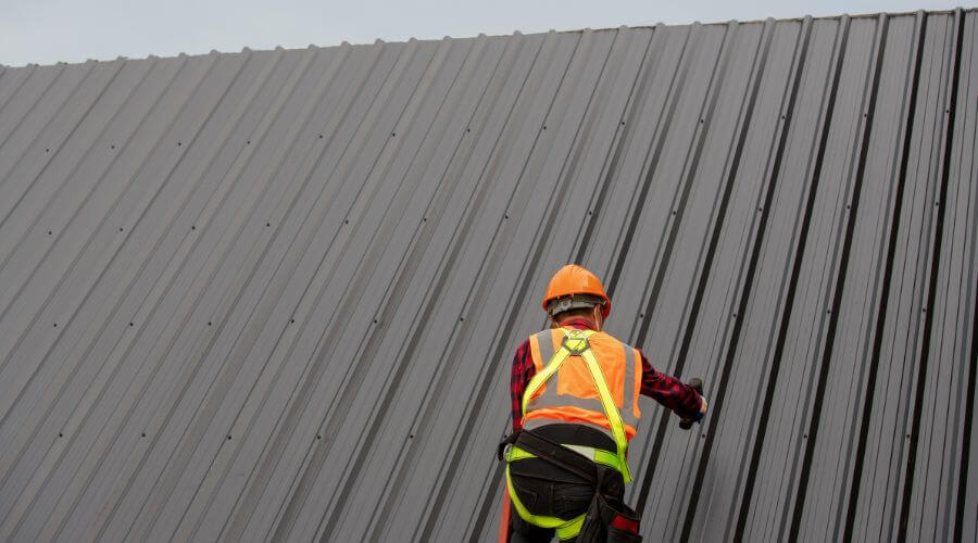 Professional metal roof installation services in Bremond, TX